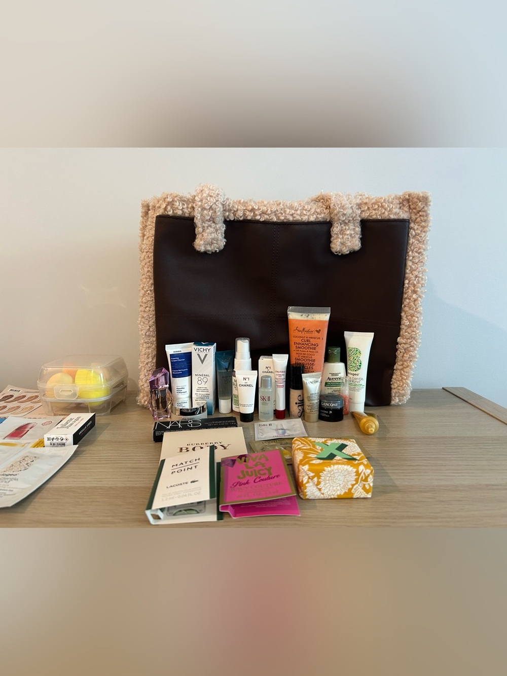 40 pieces skincare set with dark brown and cream tote Chanel sk2